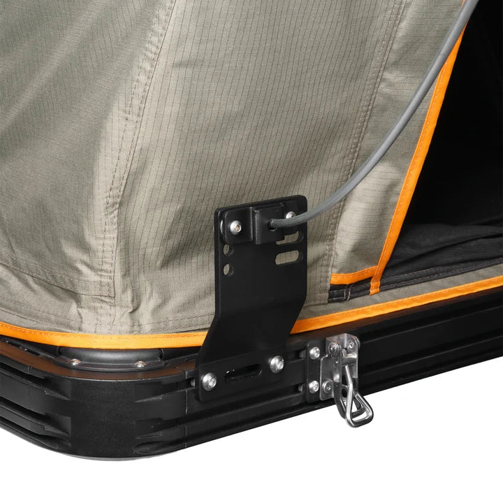 SPRING POLE MOUNT RAISER